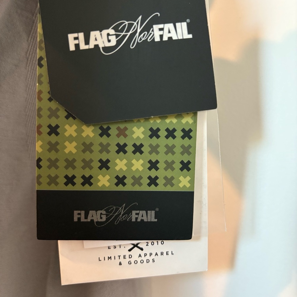 Flag Nor Fail Tank - Picture 3 of 6